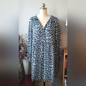 LOFT Dress Blue Animal Print Vneck Size Small NWT
